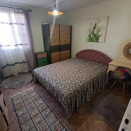 アパート Jela - Spacious Two-bedroom Near Center With Free Parking & Wi-fi *